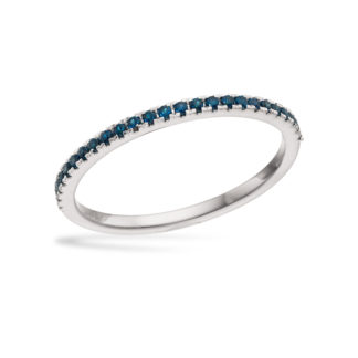 Sølv ring med blå sten